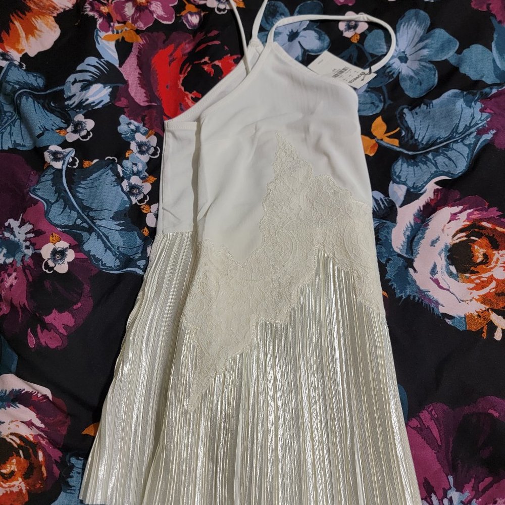 Express White Satin Pleated Spaghetti Strap Tank NWT XS